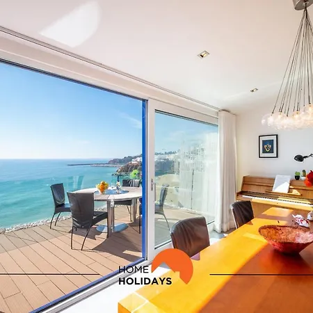 #041 Future House By Holidays Villa *