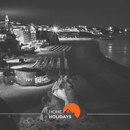 #041 Future House By Holidays