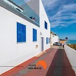 Villa #041 Luxury House Stylish & Comfortable *
