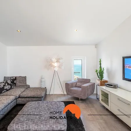 וילה #041 Future House By Holidays *