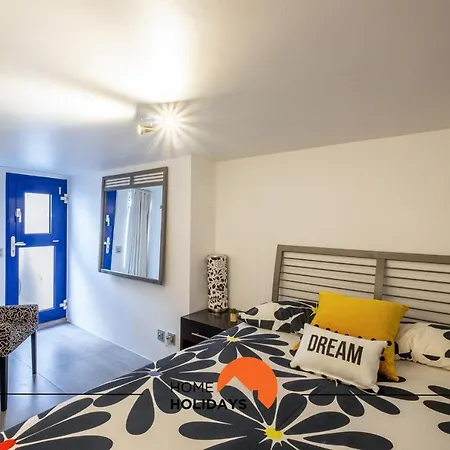 #041 Future House By Holidays אלבופיירה