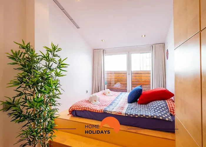 #041 Luxury House Stylish & Comfortable *